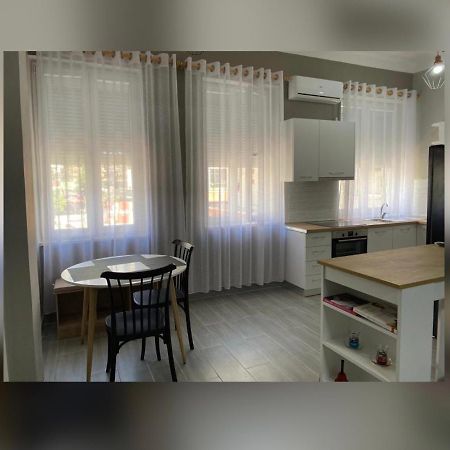 Appartement New New Bazaar à Tirana Extérieur photo